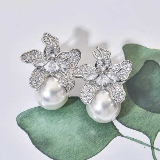 1 pair modern style leaves plating inlay copper pearl zircon white gold plated ear studs