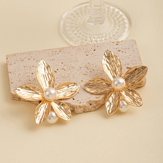 1 Pair Retro Vacation Flower Alloy Ear Studs