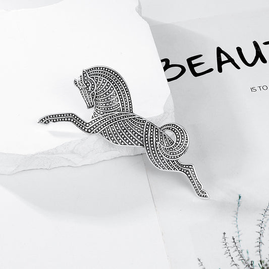 Mirage - Vintage Galloping Horse Brooch in Gold & Silver – Retro-Inspired Unisex Pin for Bold Style