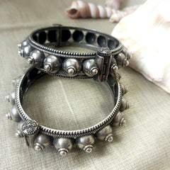 Mirage "Antique Silver temple design Kada Bangle - Traditional Ethnic Jewelry "