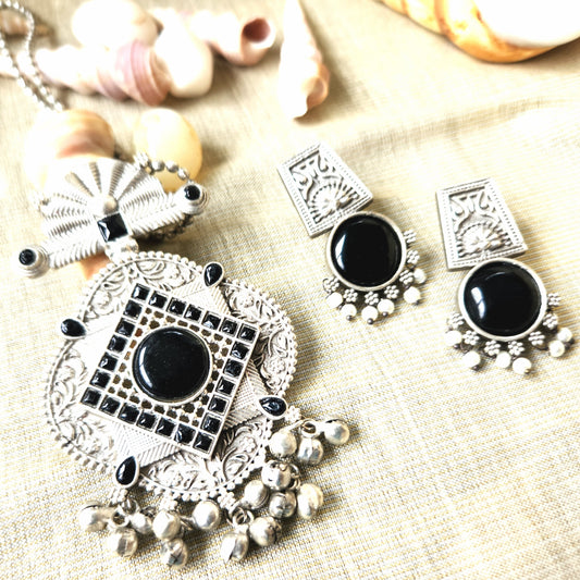 Mirage -  Beautiful Square  stone pendent in  black stones with long chain and earrings.