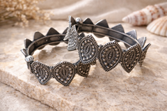 Antique Oxidized Tribal Pattern Bangles – Leaf & Eye Motif Design