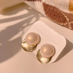 elegant retro lady geometric alloy inlay artificial pearls women's ear studs