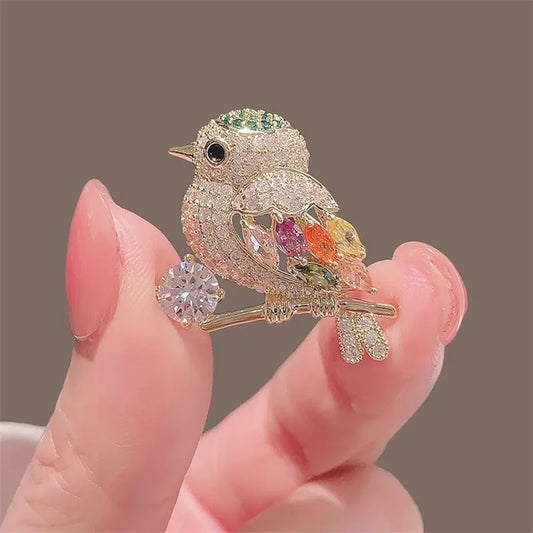 Mirage - Colorful Crystal Bird Brooch with Rhinestone Detailing – Elegant Gold-Tone Animal Pin for Women