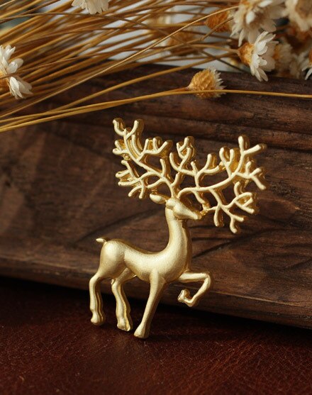 Elegant Golden Deer Brooch | Nature-Inspired Statement Brooch for Coats, Sarees & Dresses