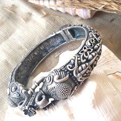 Mirage  Elephant design , Statement peace ,  Silver  kada  (Single Pic)