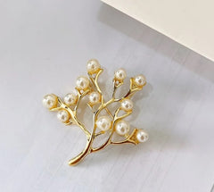 Mirage Rhinestone Pearl Embellishments Faux Pearl Flower Buttons Brooch