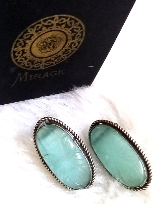 Mirage Enchanting Light Weight Studs Earrings