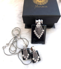 Mirage - Beautiful Long chain  with Victorian style Pendent  and Earing Set