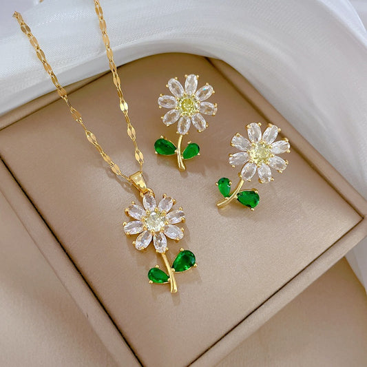 Mirage -  Beautiful Flower with leaf  Pendent with matching earrings