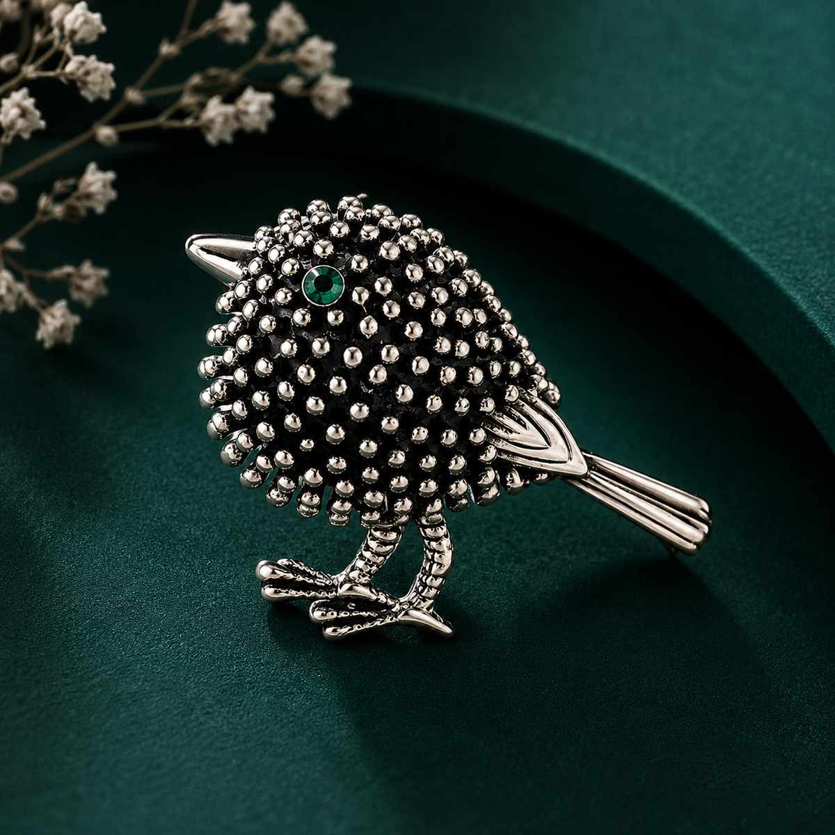 Gold bird-shaped statement brooch pin for women