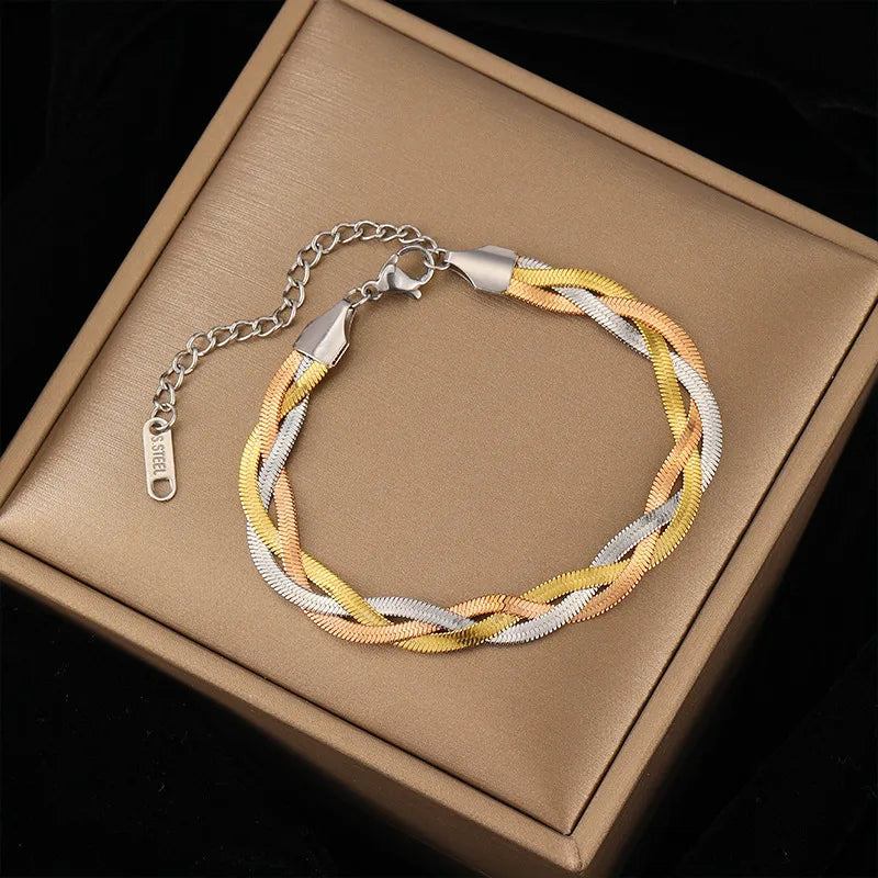 Tricolor Braided  Bracelet for Women – Gold, Silver & Rose Gold Chain Design with Adjustable Clasp