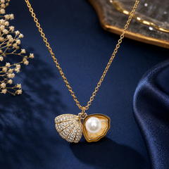 Pearl Shell Pendant Necklace for Women – Elegant Shell Necklace in Gold & Silver