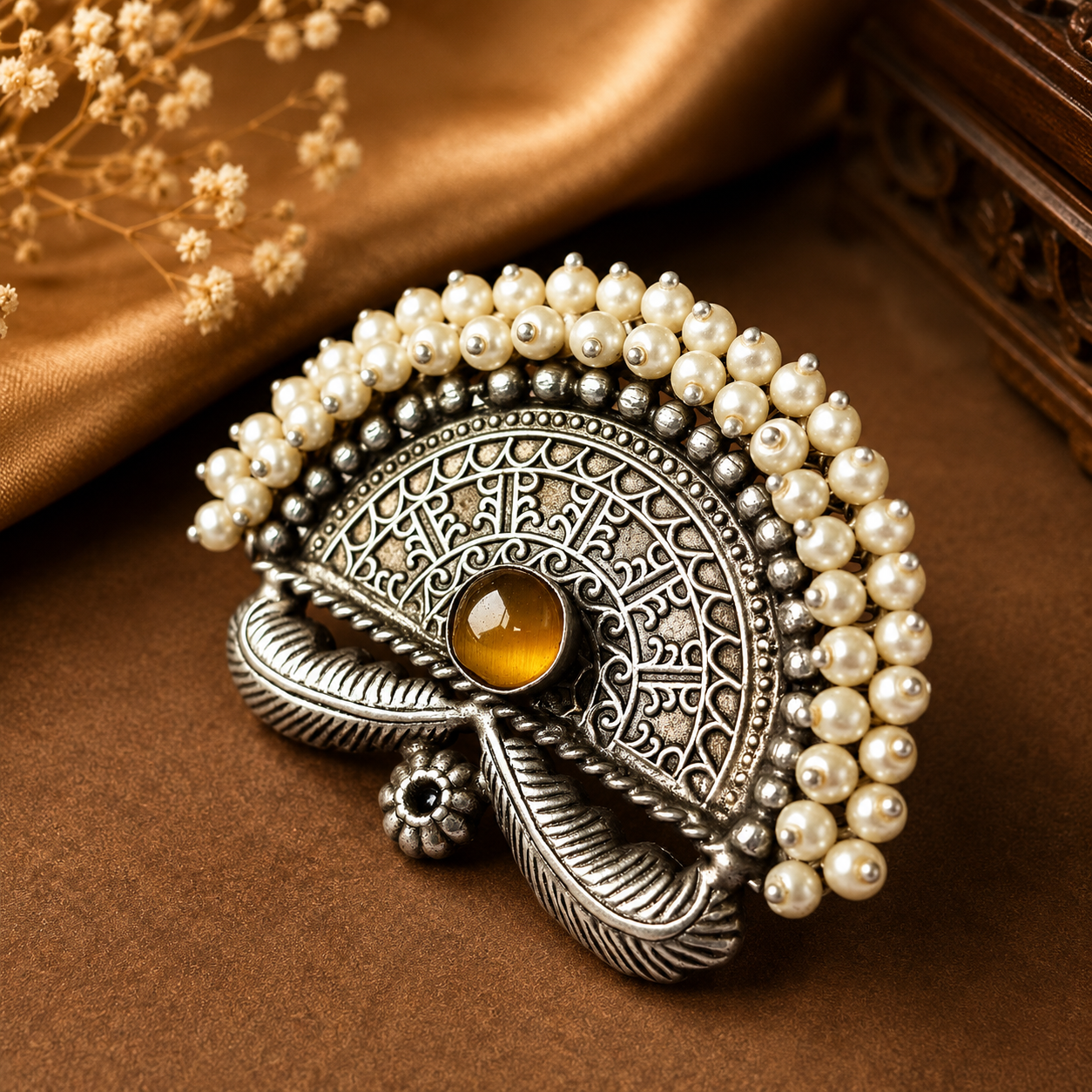 Yellow: Oxidized pearl statement ring with yellow centre stone