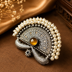 Yellow: Oxidized pearl statement ring with yellow centre stone
